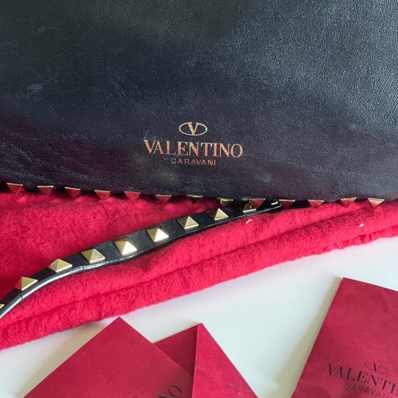 Valentino Garavani medium Rockstud leather tote - Picture 4 of 4